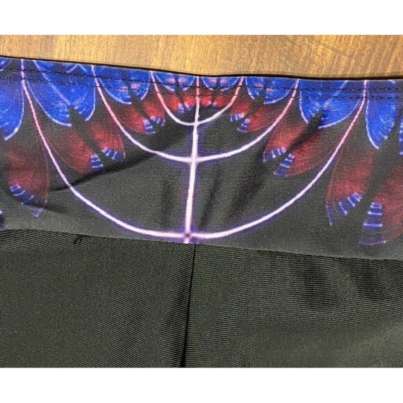 Black Woman Size XL Peacock Print Booty Shorts Stretchy Athletic Weightlifting - Picture 7 of 11